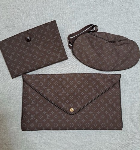 Louis vuitton travel voyage - louis,
