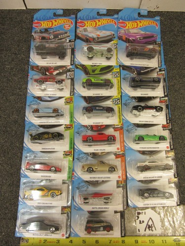 Lotto hot wheels exotics - 20,