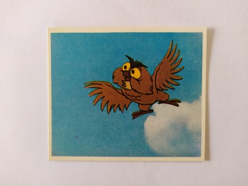 Figurina spada nella - figurina, roccia