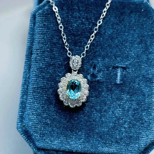 Ciondolo fiore topazio blu