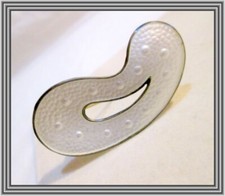 SPILLA ARNE NORDLI - Norvegia - anni '50 - Sterlina - CREMA SMALTO MOTIVO AMEBA NR