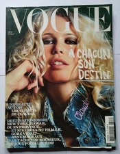 Vogue Paris N°826 April.2002