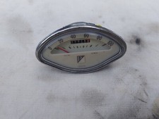 Contachilometri fondo scala 100 per Vespa gl-vbb-sprint marca Veglia originale