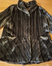 Pelliccia ecologica vintage in