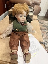 Bambola di porcellana tenera