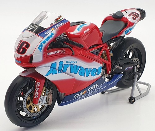 Moto minichamps scala 122 - 1/12,