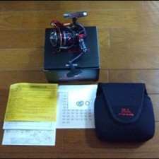 Mulinello Shimano 24 BB-X Technium Fire Blood C3000DXXG S L SUT a leva sinistra