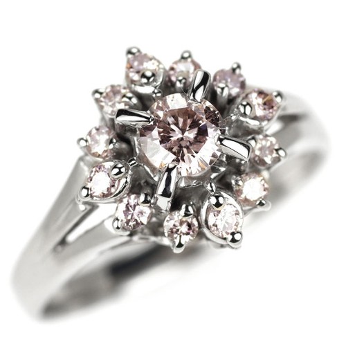Raro anello con - , diamanti