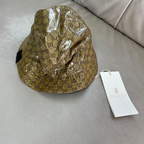 Cappello secchiello con - a,