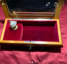 Portagioie in legno con ballerina