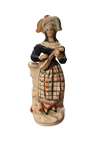 Antica statuetta vittoriana
