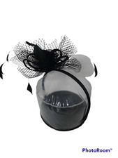 BLACK CEREMONY HAIR CLIP