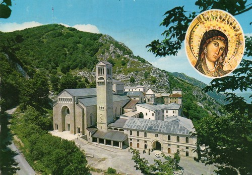 Santuario montevergine - di,