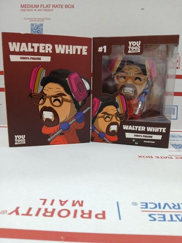 Youtooz breaking bad - breaking, walter