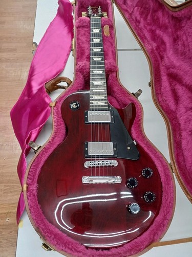 Gibson les paul - studio, wine