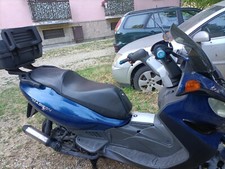 Vendisi  Scooter 150 Per Pezzi