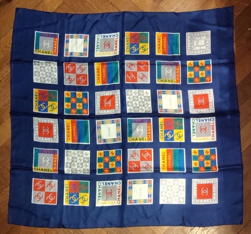 Ancien carré foulard - carré,