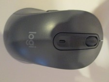 Logitech SIgnature M650 Mouse