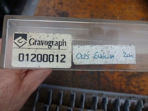 Gravograph font ottone