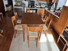 tavolo allungabile con sedie