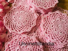 Centrino rosa per bomboniera