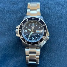Seiko 5 Sports Atlas quadrante
