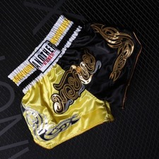 Comodi pantaloncini da boxe