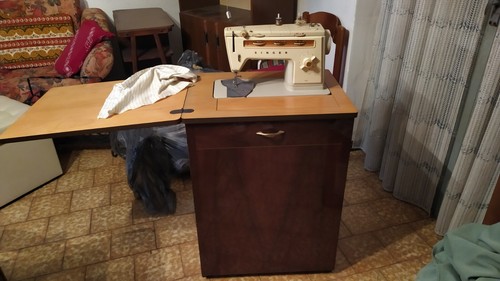 Vendo macchina cucire - vendo,