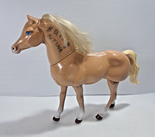 Giocattolo cavallo di Barbie  ( scritta indelebile Brillantina )