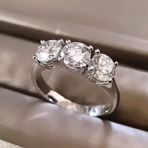 Anello trilogy oro - oro, bianco
