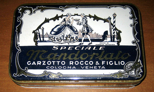 Scatola vuota mandorlato - scatola,