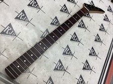 Collo per chitarra elettrica