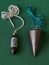 LOTTO 2 VECCHI FILO A PIOMBO IN FERRO PIENO CARPENTERIA EDILIZIA VINTAGE. BT33