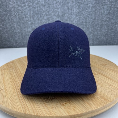 Cappello berretto palla lana
