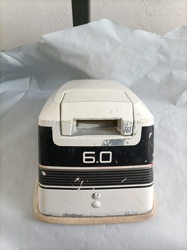 Calandra coperchio motore
