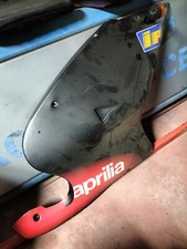 carena laterale destra aprilia
