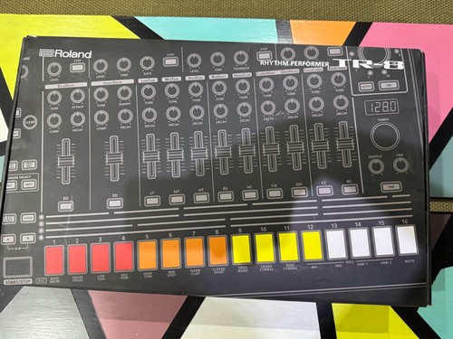 Roland aira tr8 rhythm - roland, tr-8