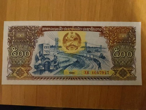 Laos 500 kip cartamoneta - 500,