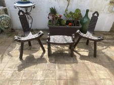 tavolino, 2 sedie tripodi