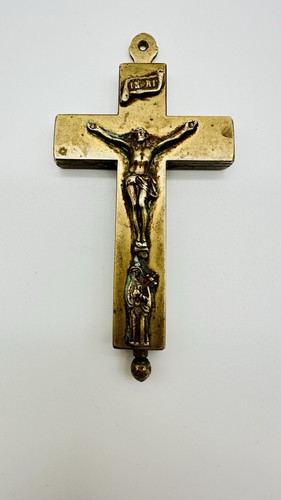 Antica croce reliquiaria con