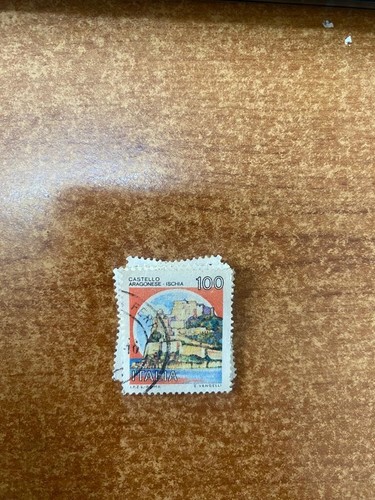 Francobollo castello aragonese - francobollo,