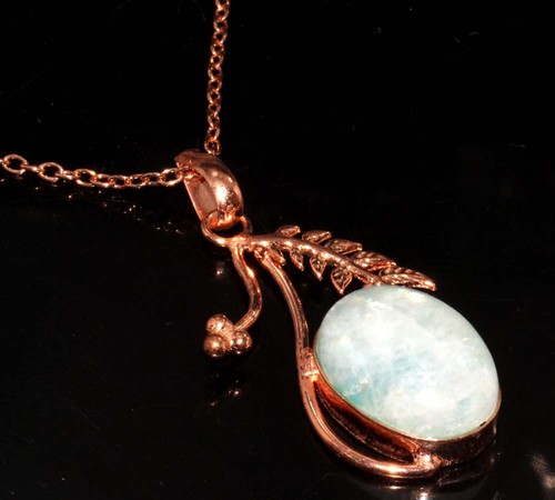 Collana pietra luna - di,