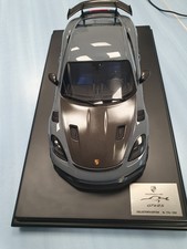 PORSCHE 718 982 GT4 RS gris