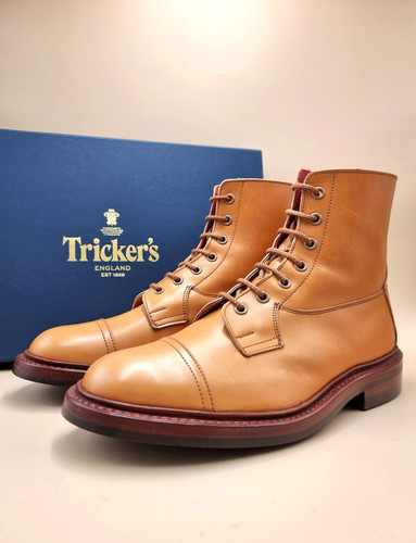 Rrp 685 tricker - £685, tricker's