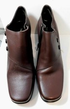 Vintage Laura Scott Donna