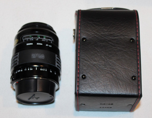 Sigma zoom 200mm - 55~200mm, f/4~5.6