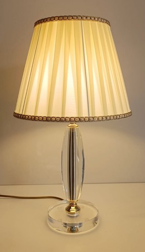 Lampada comodino elegante - lampada,