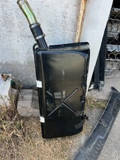 MASERATI 222-224v-422-424v-racing-420-BITURBO i. SERBATOI BENZINA INTERNO BUONO.