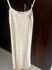 Zara dress NEVER worn, Just