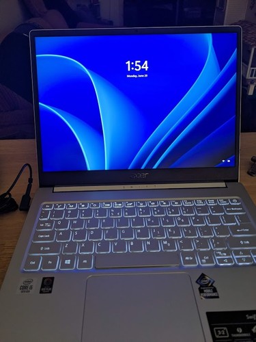 Acer sf313 526m swift 3 - sf313-52-526m,